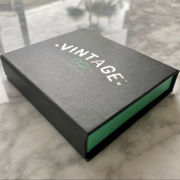 VINTAGE 82 by Oenophila: Beaded Wine Charms - Picture 3 of 5